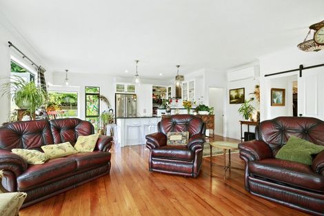 Photo of property in 25 Kahikatea Lane, Brown Owl, Upper Hutt, 5018