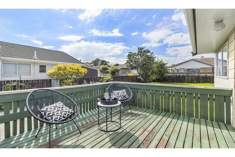 Photo of property in 2/12 Bay Street, Red Beach, 0932