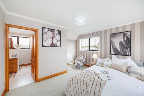 Photo of property in 14 Willowbank Crescent, Feilding, 4702