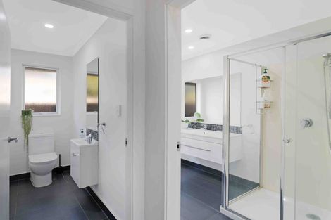 Photo of property in 35a Trigg Road, Huapai, Kumeu, 0810