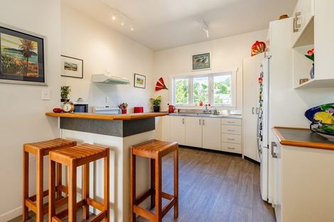 Photo of property in 607 Blockhouse Bay Road, Blockhouse Bay, Auckland, 0600