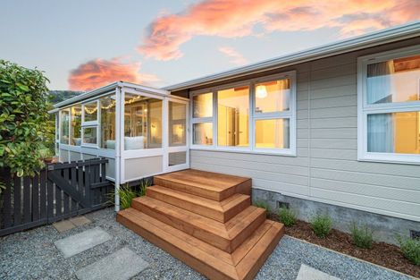 Photo of property in 2 Wakatu Avenue, Moncks Bay, Christchurch, 8081