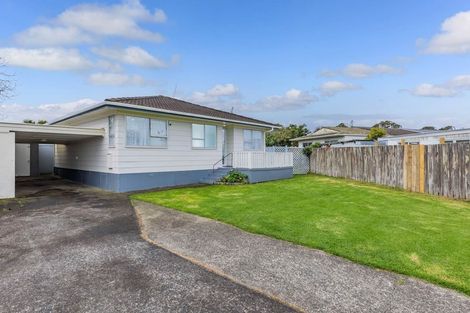 Photo of property in 2/19 Moncrieff Avenue, Clendon Park, Auckland, 2103