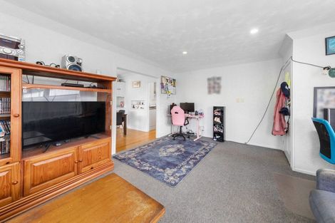 Photo of property in 5 Challinor Street, Pakuranga, Auckland, 2010