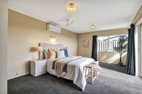 Photo of property in 6 Renown Place, Spotswood, New Plymouth, 4310