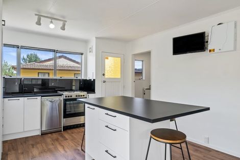 Photo of property in 88 Norana Road, Timberlea, Upper Hutt, 5018