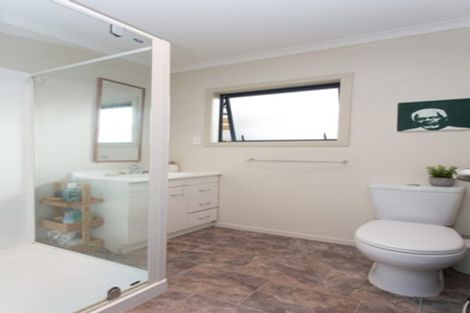 Photo of property in 10 Rosemount Road, Waverley, 4591