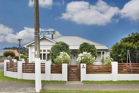 Photo of property in 61 Forfar Street, Clyde Hill, Dunedin, 9011