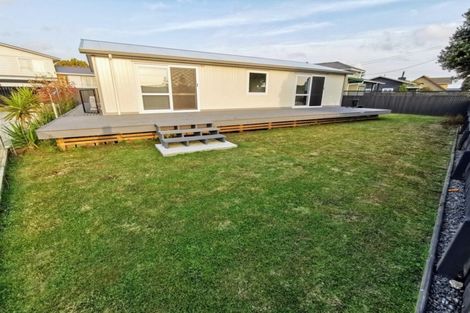 Photo of property in 10 Karaka Street, Castlecliff, Whanganui, 4501