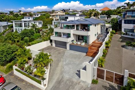 Photo of property in 74 Churchill Road, Murrays Bay, Auckland, 0630
