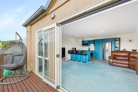 Photo of property in 147b Hobsonville Road, West Harbour, Auckland, 0618