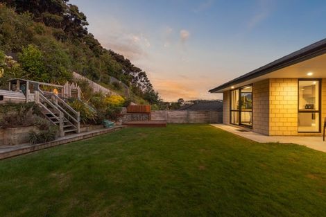 Photo of property in 28 Mooring Close, Whitby, Porirua, 5024