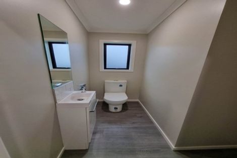 Photo of property in 6e Te Whiti Grove, Waterloo, Lower Hutt, 5011