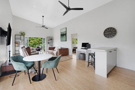 Photo of property in 426 Whitford Road, Whitford, Howick, 2571