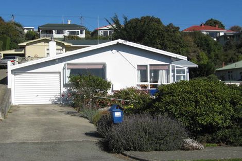 Photo of property in 7 Avon Street, South Hill, Oamaru, 9400