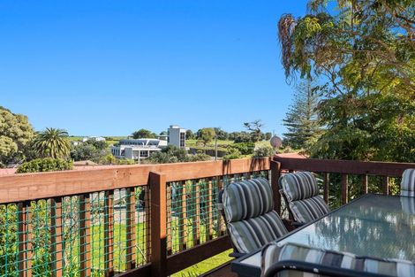 Photo of property in 5m Te Kaha Hotel Road, Te Kaha, 3199