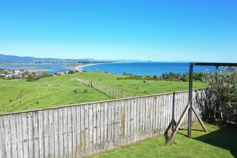 Photo of property in 36 Arawa Avenue, Maketu, Te Puke, 3189