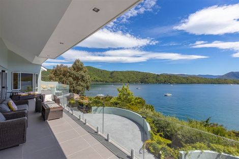 Photo of property in 2 Marina View Estate, Waikawa, Picton, 7281