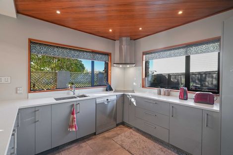 Photo of property in 4 Chamberlain Lane, Rangiora, 7400