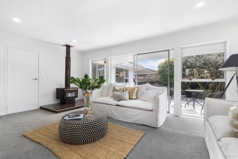 Photo of property in 48 Oreil Avenue, West Harbour, Auckland, 0618