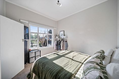 Photo of property in 9 East Street, Petone, Lower Hutt, 5012