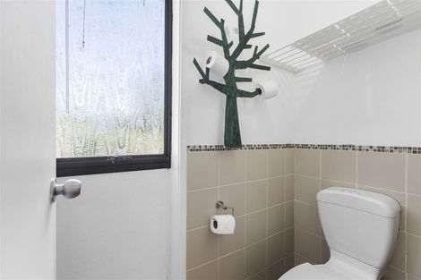 Photo of property in 50 Robbies Road, Shelly Park, Auckland, 2014