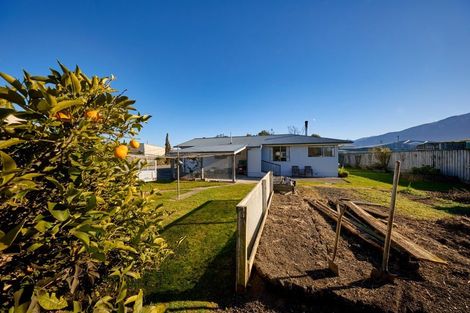 Photo of property in 208a Beach Road, Kaikoura, 7300