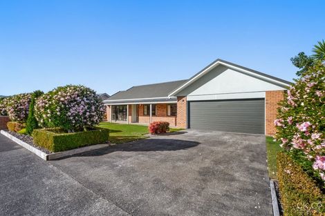Photo of property in 11 Ormrod Grove, Riverstone Terraces, Upper Hutt, 5018
