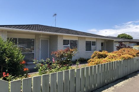 Photo of property in 13 Kent Street, Levin, 5510