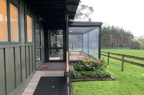 Photo of property in 275 Polson Hill Drive, Aokautere, Palmerston North, 4471