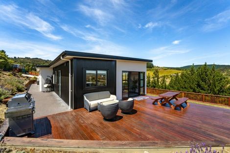 Photo of property in 17 Kingsgate Lane, Waihola, Milton, 9073