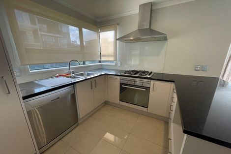 Photo of property in 20 Hirimate Place, Flat Bush, Auckland, 2019