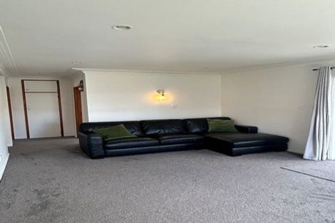 Photo of property in 2/9 Keeney Court, Papakura, 2110