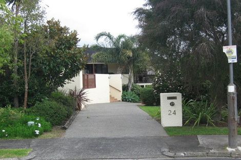 Photo of property in 24 The Anchorage, Sunnyhills, Auckland, 2010