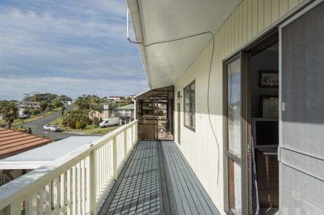 Photo of property in 12 Ruamoana Place, Omokoroa, 3114