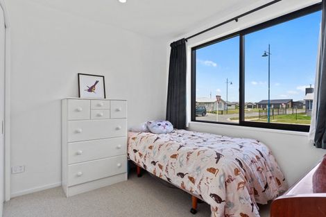 Photo of property in 11 Katipo Way, Pegasus, 7612