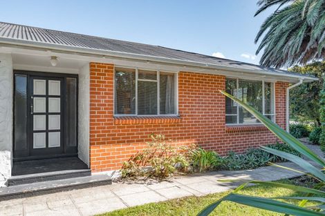 Photo of property in 118 Brandon Street, Featherston, 5710