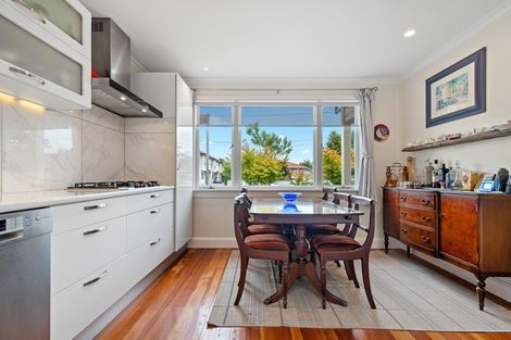 Photo of property in 37 Wellington Street, Hamilton East, Hamilton, 3216