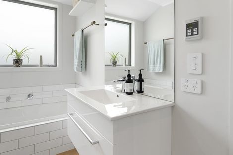 Photo of property in 104 Barry Avenue, Cromwell, 9310