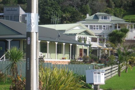 Photo of property in 26 Beach Road, Onerahi, Whangarei, 0110
