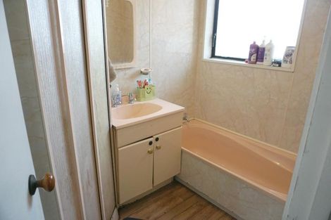 Photo of property in 57 Kuaka Crescent, Bromley, Christchurch, 8062