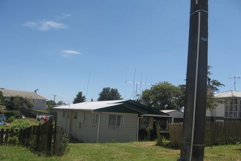 Photo of property in 17 Lee Street, Te Puke, 3119