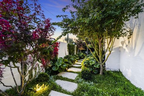 Photo of property in 5c Woodward Avenue, Mangere Bridge, Auckland, 2022