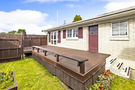 Photo of property in 1 Sunnypark Avenue, Rosehill, Papakura, 2113