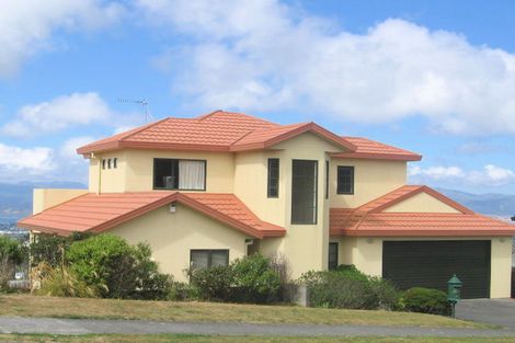 Photo of property in 101 Ashton Fitchett Drive, Brooklyn, Wellington, 6021