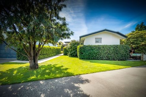 Photo of property in 16 Braco Place, Burnside, Christchurch, 8041