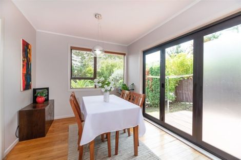 Photo of property in 1/80 Bond Crescent, Forrest Hill, Auckland, 0620
