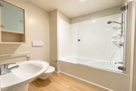 Photo of property in Shelley Bay Terraces, 18/61 Maupuia Road, Maupuia, Wellington, 6022