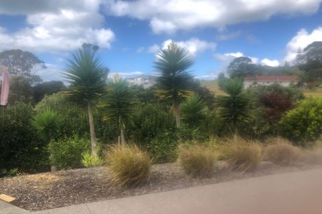 Photo of property in 111 Roberta Crescent, Orewa, 0931