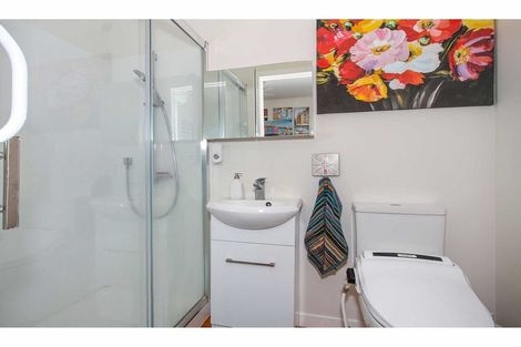 Photo of property in 1/162 Deep Creek Road, Torbay, Auckland, 0630